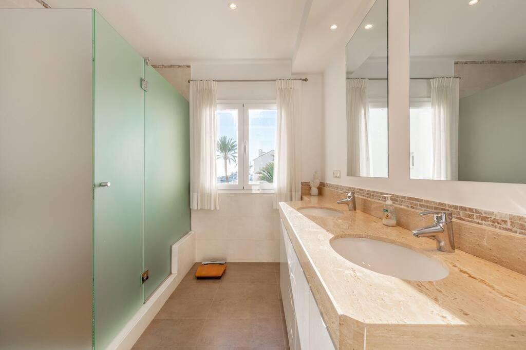 Bright Elegant 3Bdr Apartment In Puerto Banus Marbella Exteriér fotografie