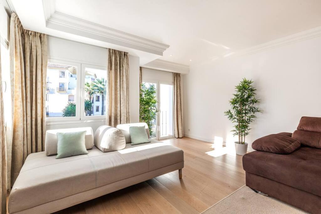 Bright Elegant 3Bdr Apartment In Puerto Banus Marbella Exteriér fotografie